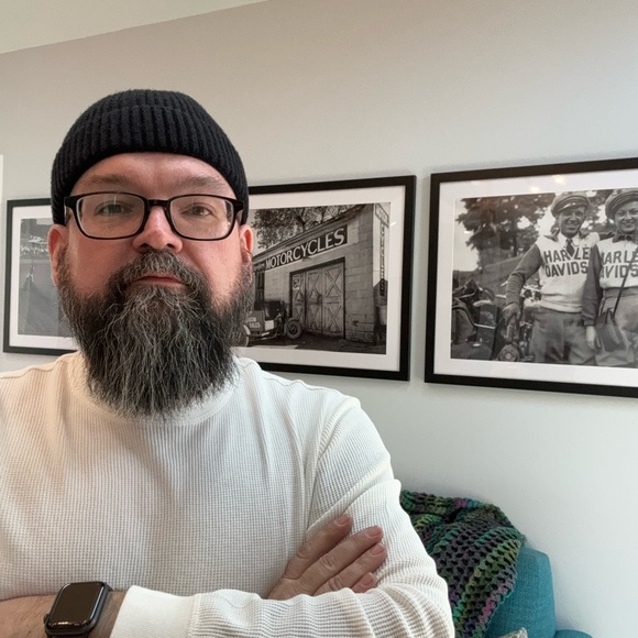 Meet your Posher, Beej - Picture 16 of 16